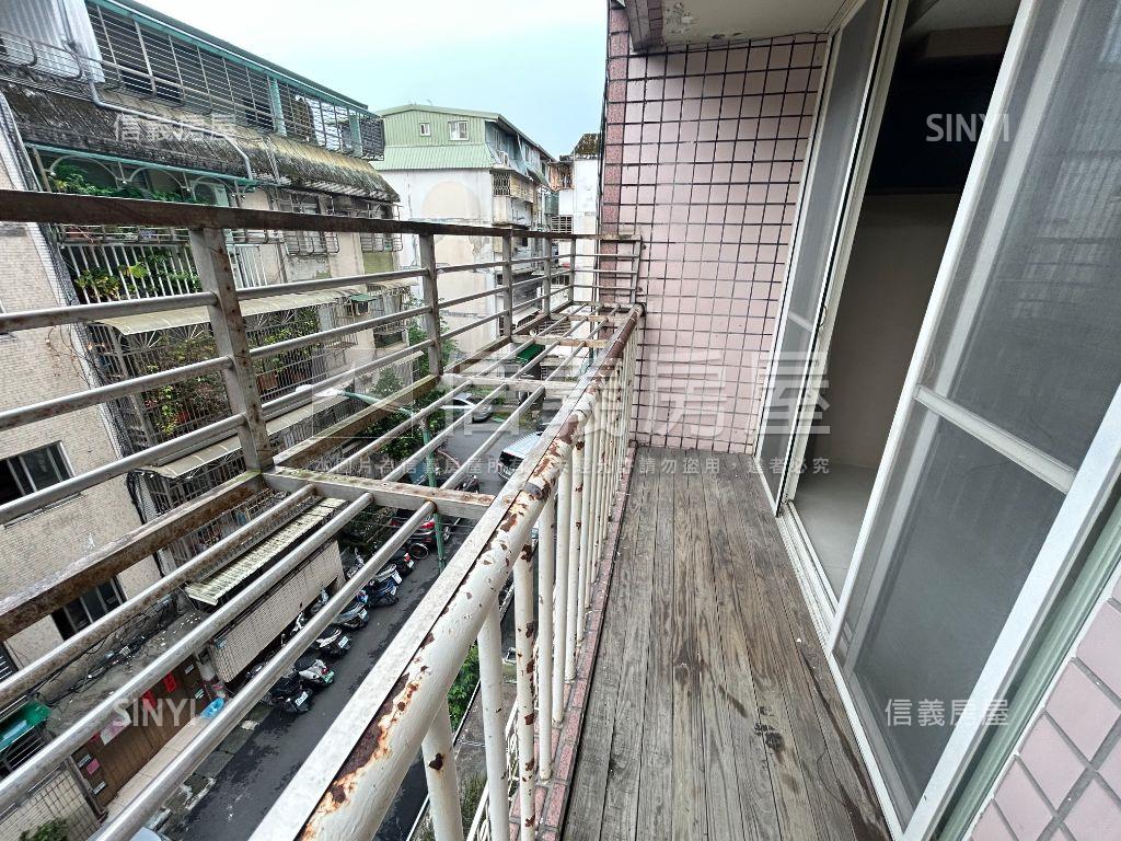 專任福園街大三房房屋室內格局與周邊環境