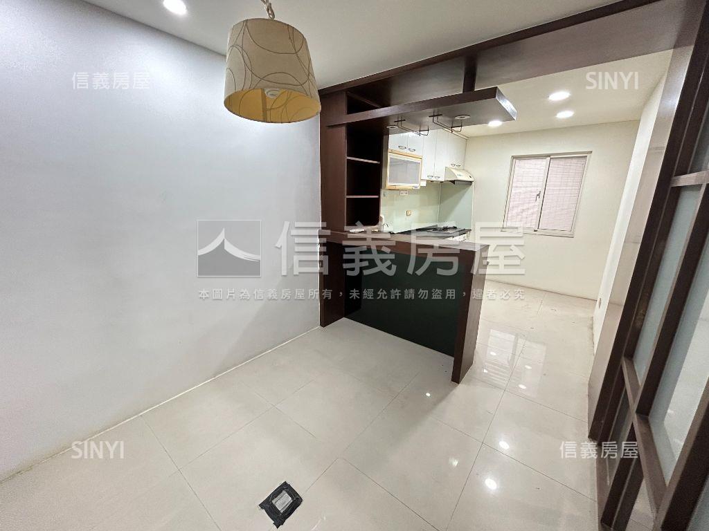 專任福園街大三房房屋室內格局與周邊環境