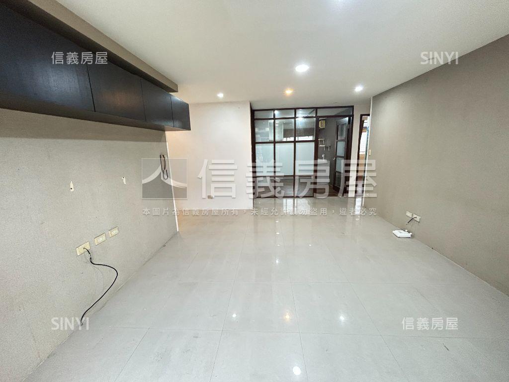 專任福園街大三房房屋室內格局與周邊環境