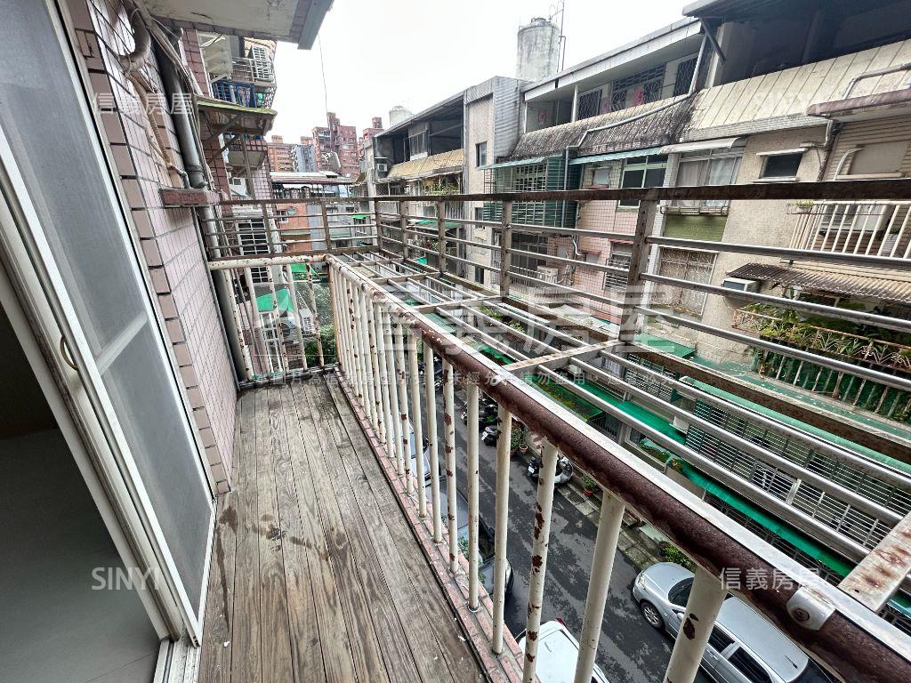 專任福園街大三房房屋室內格局與周邊環境