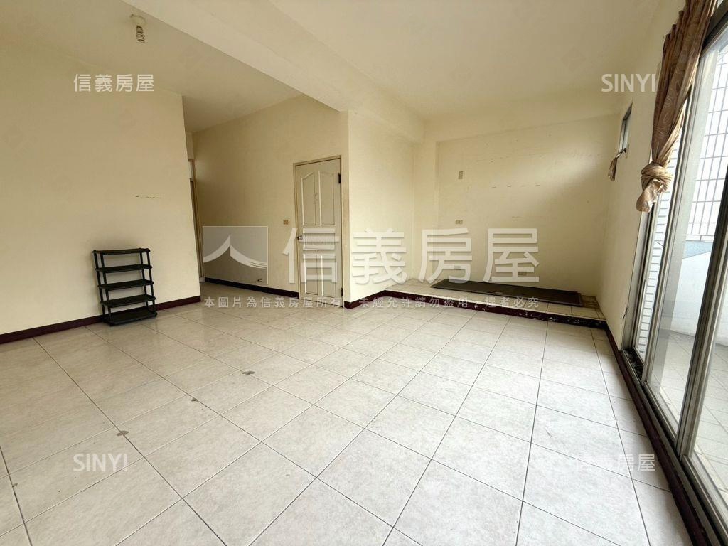 近中華路商圈透天店面房屋室內格局與周邊環境