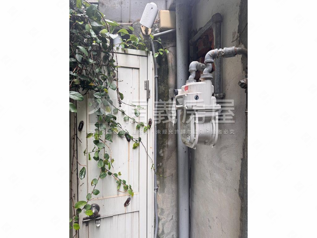 面金華公園面寬辦住房屋室內格局與周邊環境