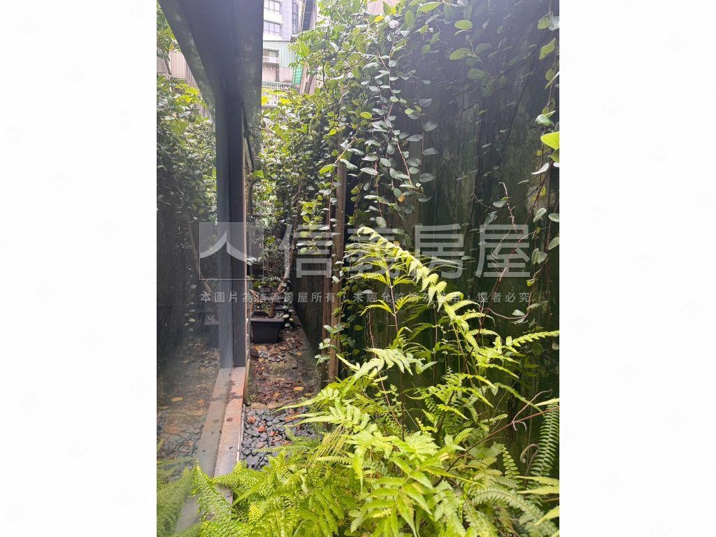 面金華公園面寬辦住房屋室內格局與周邊環境