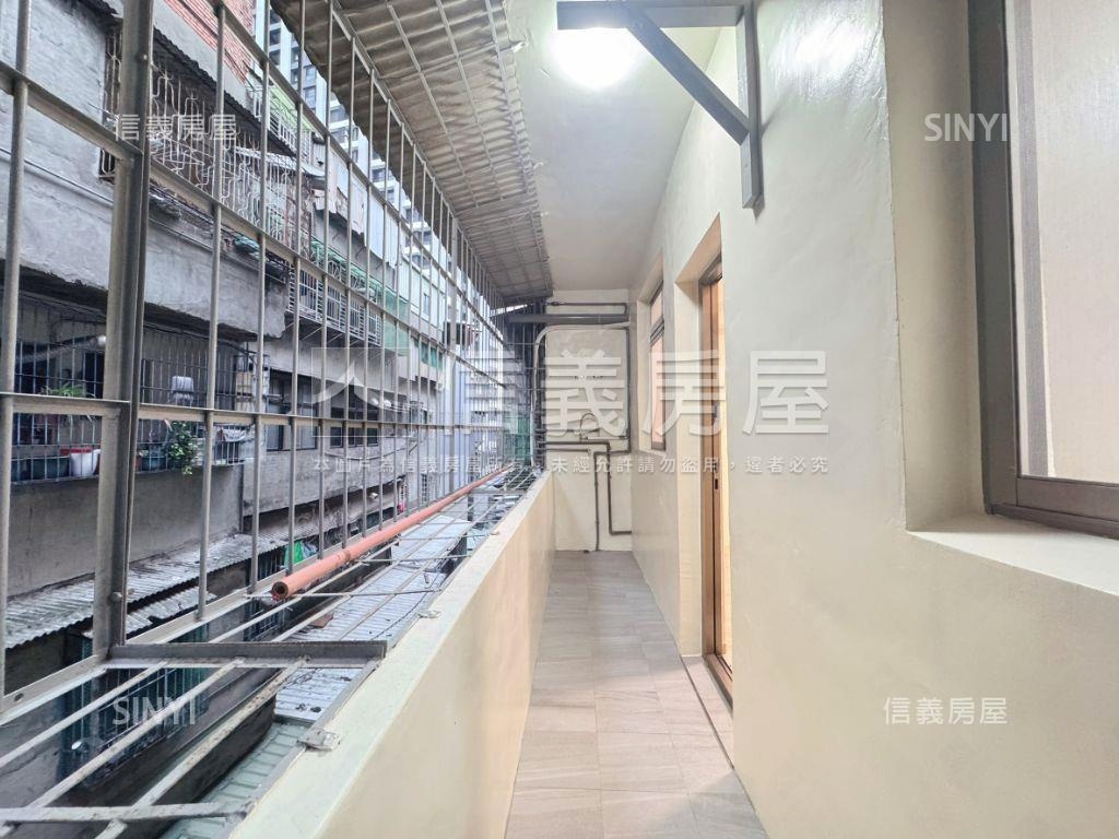 頂崁街３房美屋房屋室內格局與周邊環境