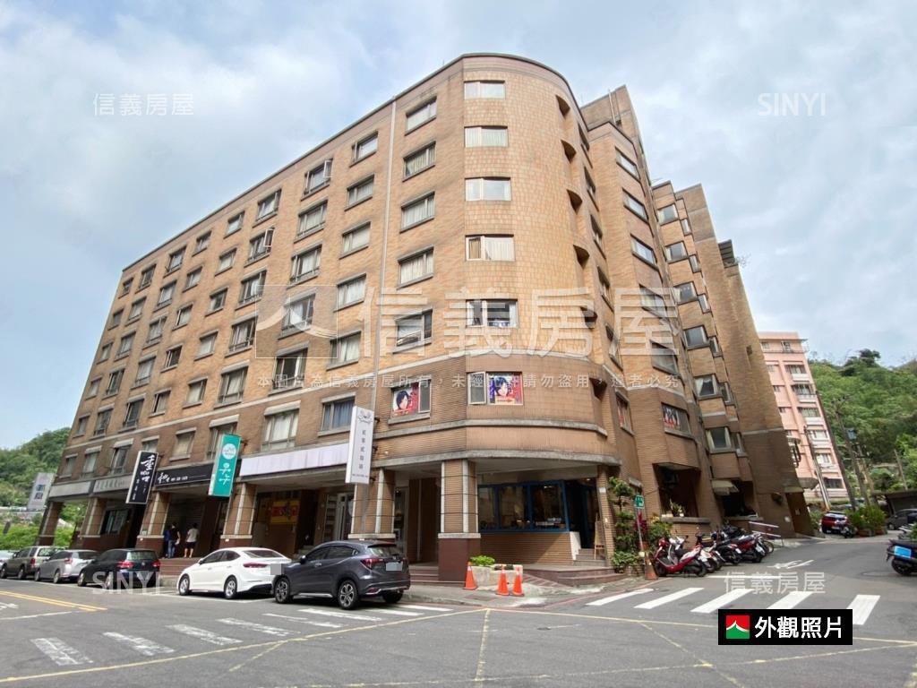 仁愛龍門一層一戶稀有三房房屋室內格局與周邊環境