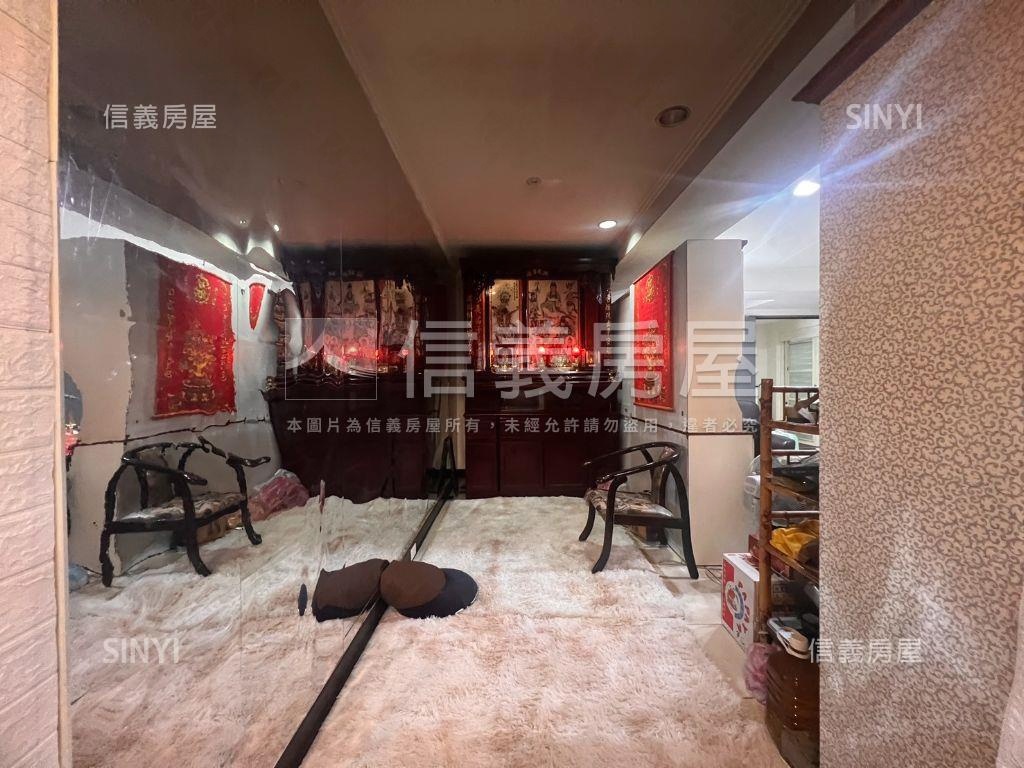 美的皇家大四房房屋室內格局與周邊環境