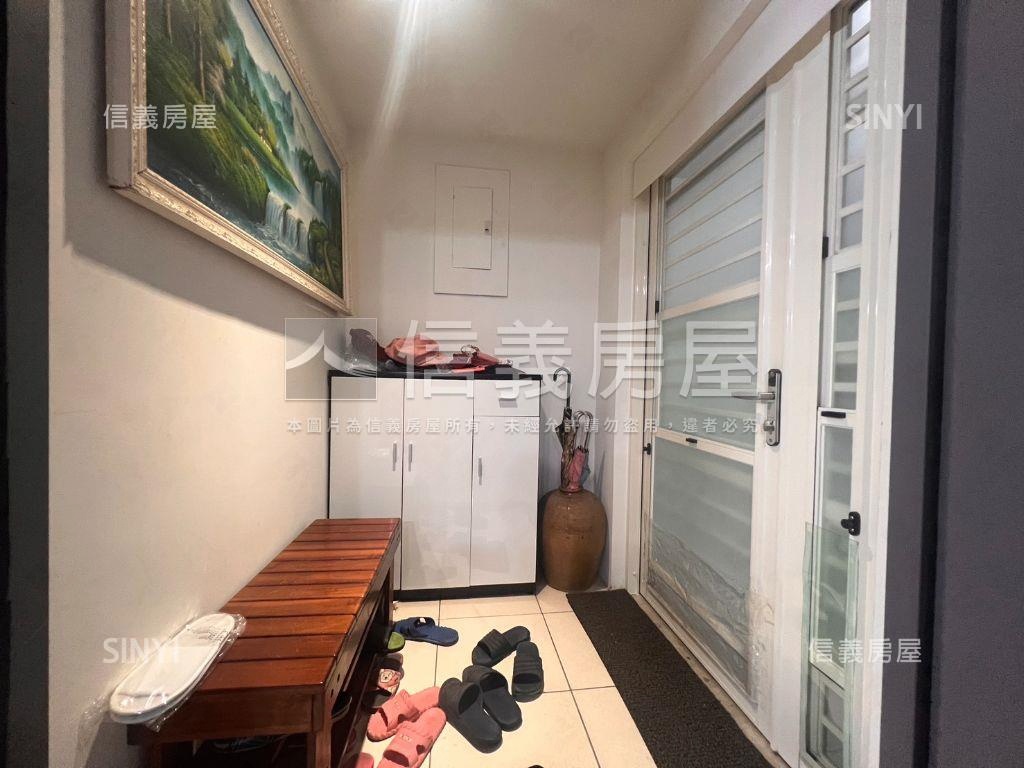 美的皇家大四房房屋室內格局與周邊環境