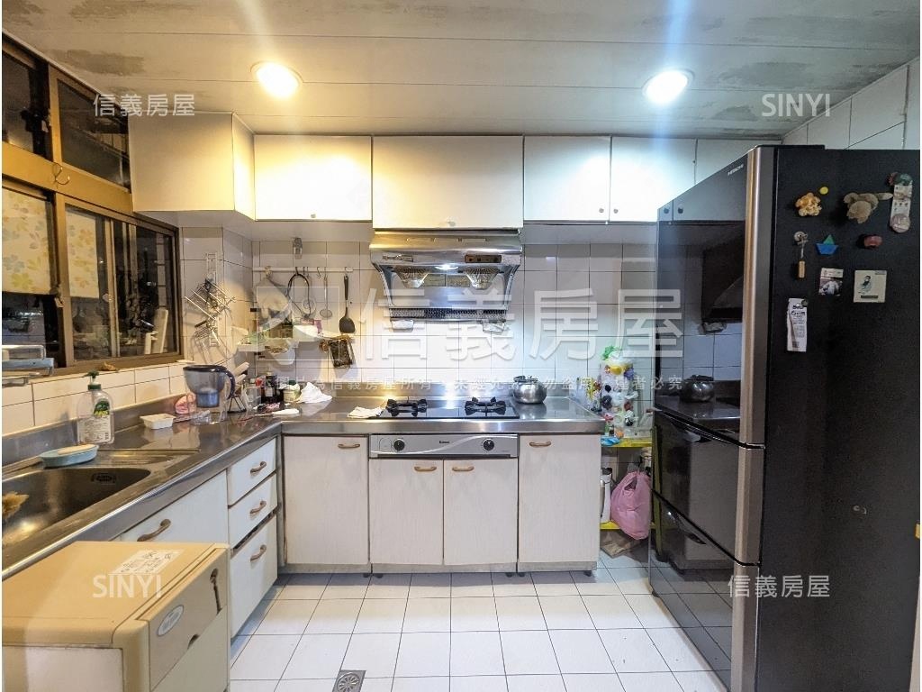 高爾夫球場綠地及海景景觀房屋室內格局與周邊環境