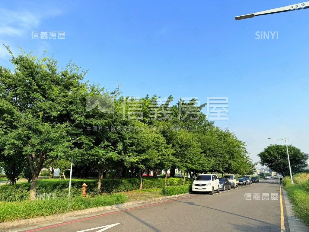 正１４期邊間面公園別墅Ｂ房屋室內格局與周邊環境