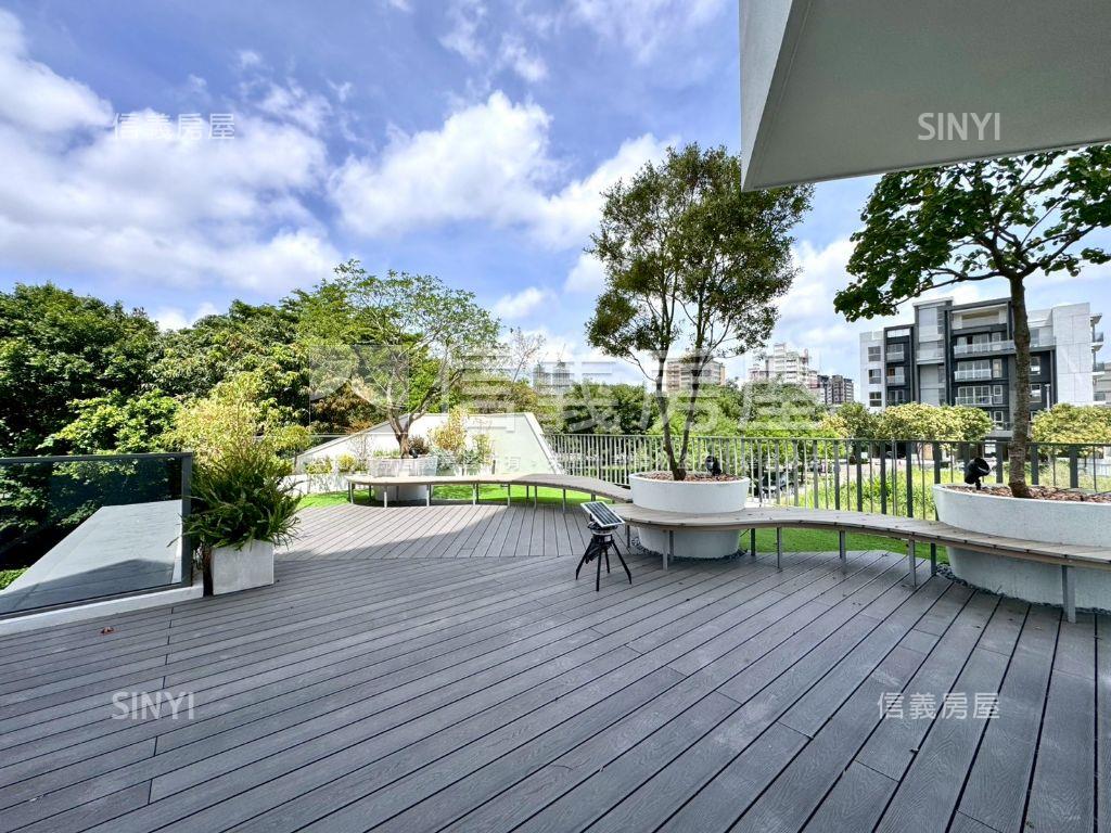 正１４期邊間面公園別墅Ｂ房屋室內格局與周邊環境