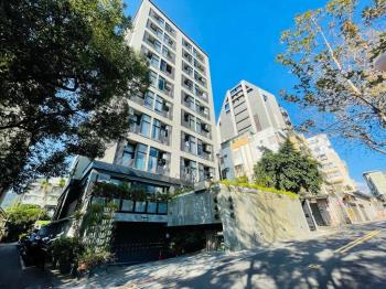 魔術大空間＋車位