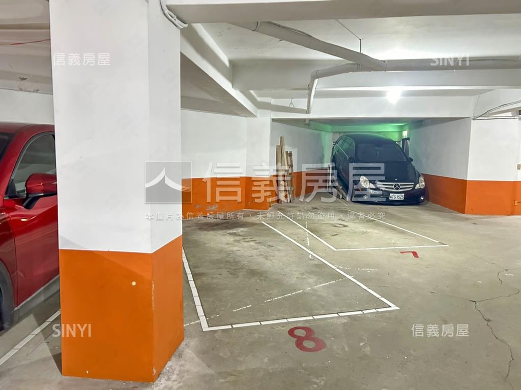 忠誠電梯三房車位房屋室內格局與周邊環境