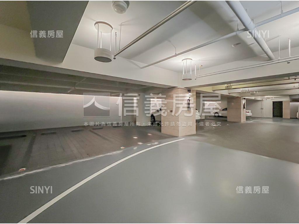聯聚典雅時尚高樓房屋室內格局與周邊環境