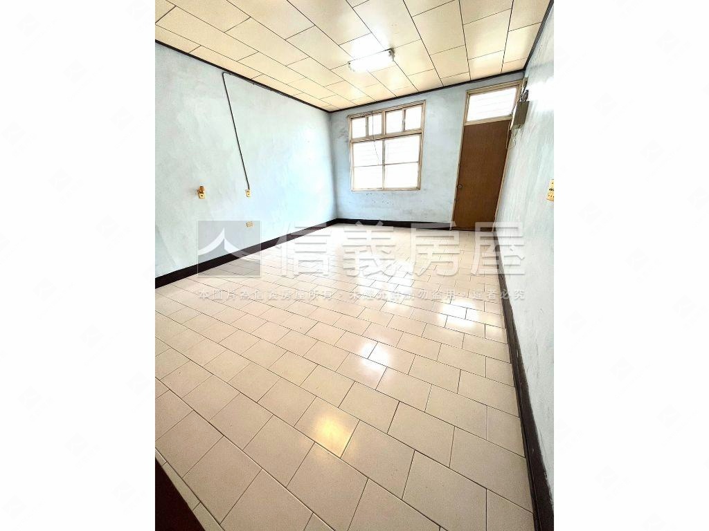 正東區仁和經典透天房屋室內格局與周邊環境
