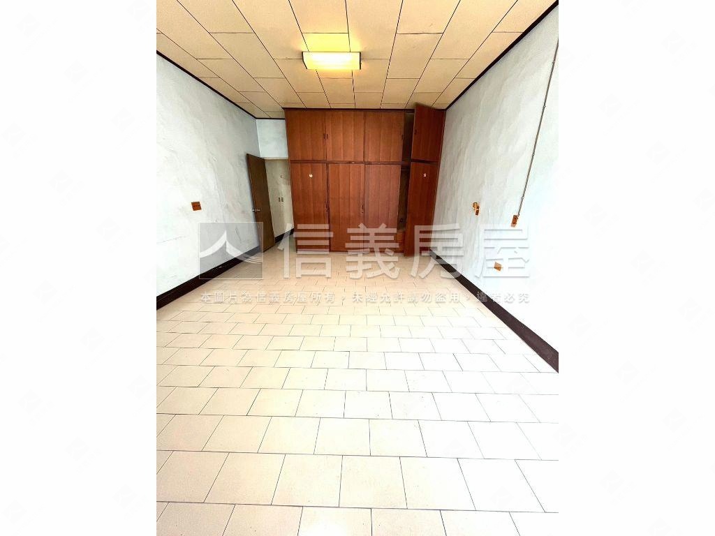 正東區仁和經典透天房屋室內格局與周邊環境