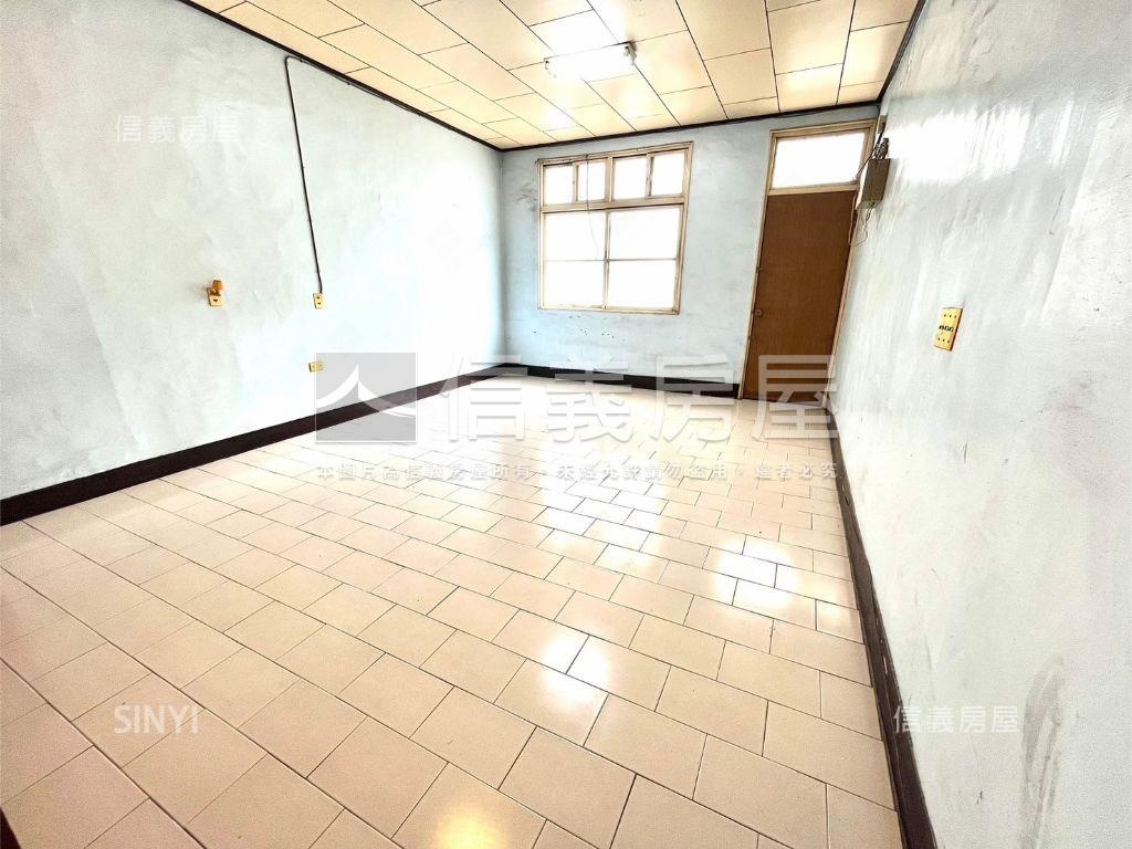 正東區仁和經典透天房屋室內格局與周邊環境