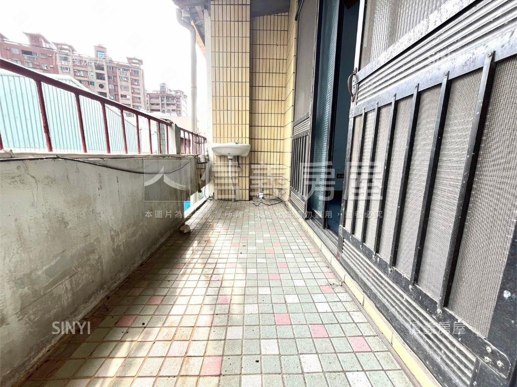 正東區仁和經典透天房屋室內格局與周邊環境