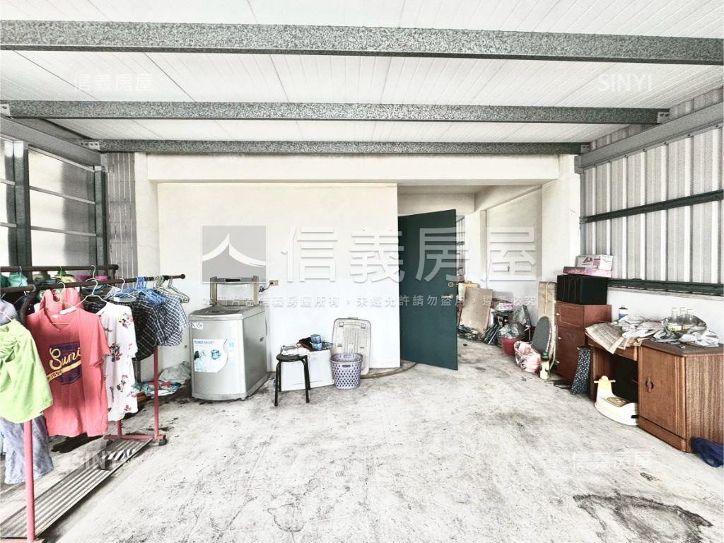 正德芳南路震後大面寬透店房屋室內格局與周邊環境