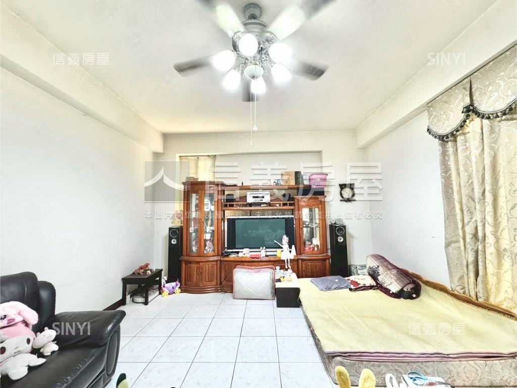 正德芳南路震後大面寬透店房屋室內格局與周邊環境
