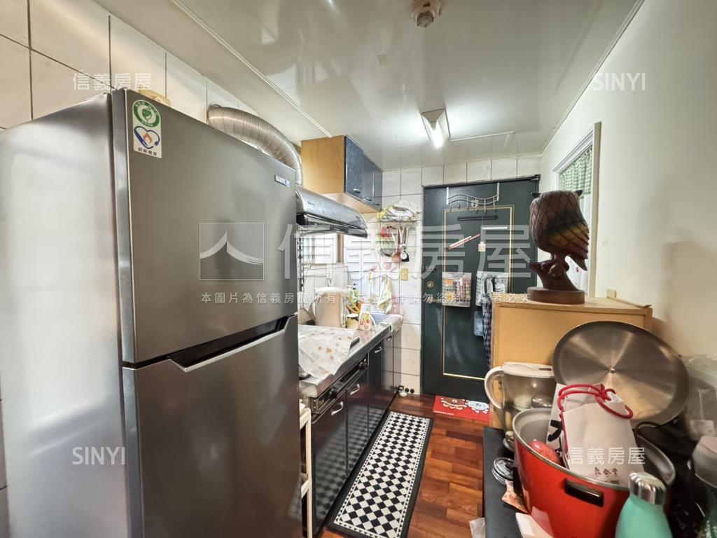 近中壢車站小資套房房屋室內格局與周邊環境