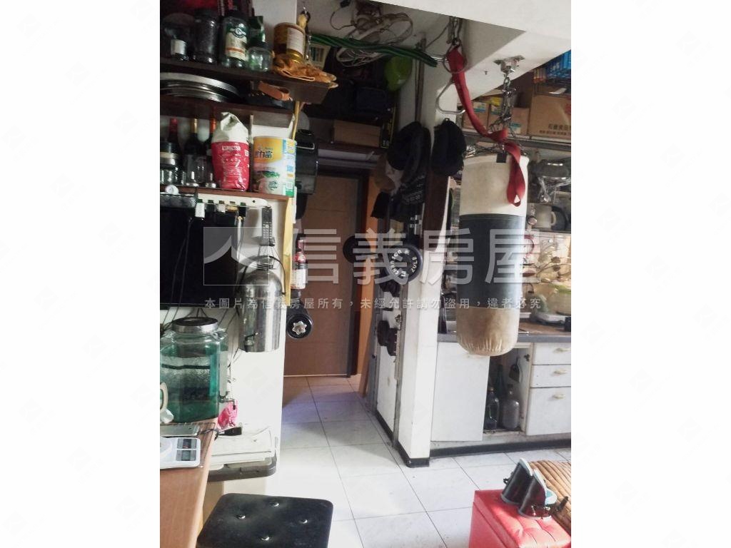 新和邊間高樓兩房房屋室內格局與周邊環境