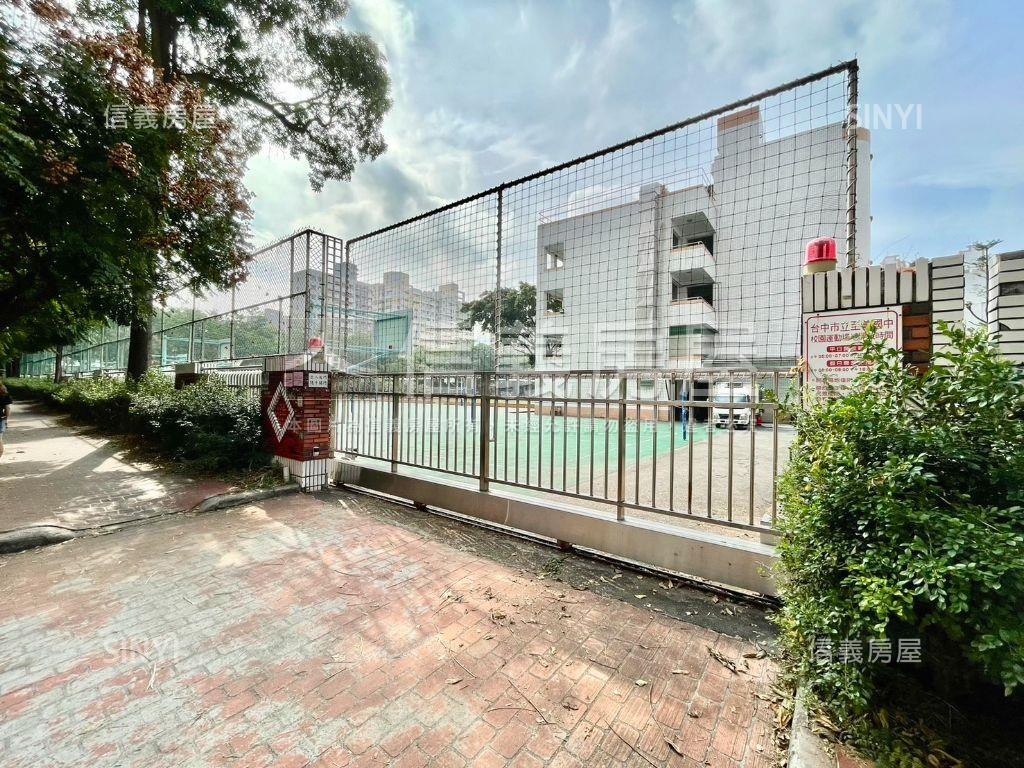 瑞華芳園正３房雙陽台房屋室內格局與周邊環境