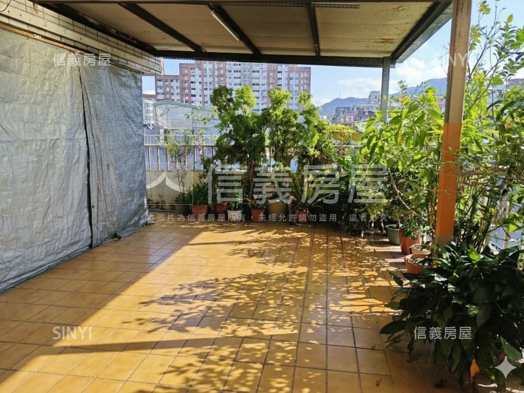 忠順邊間方正使用大公寓房屋室內格局與周邊環境