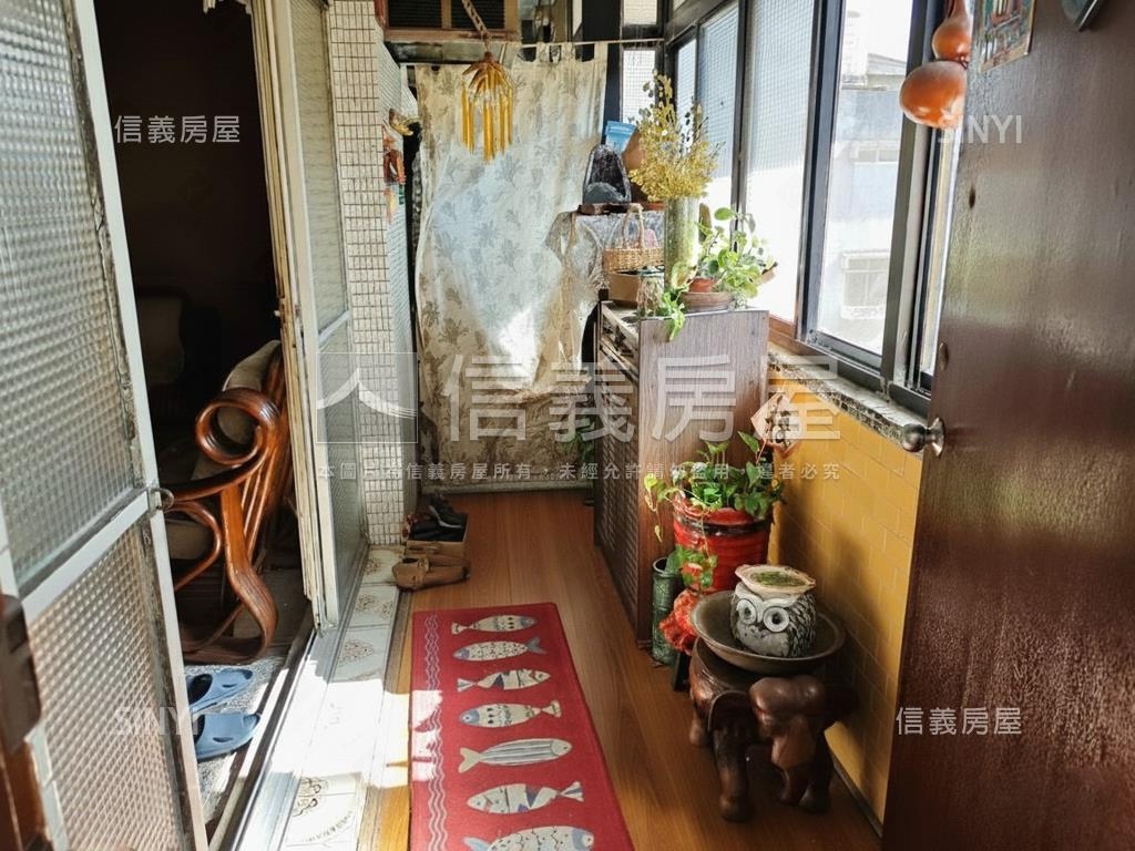 忠順邊間方正使用大公寓房屋室內格局與周邊環境