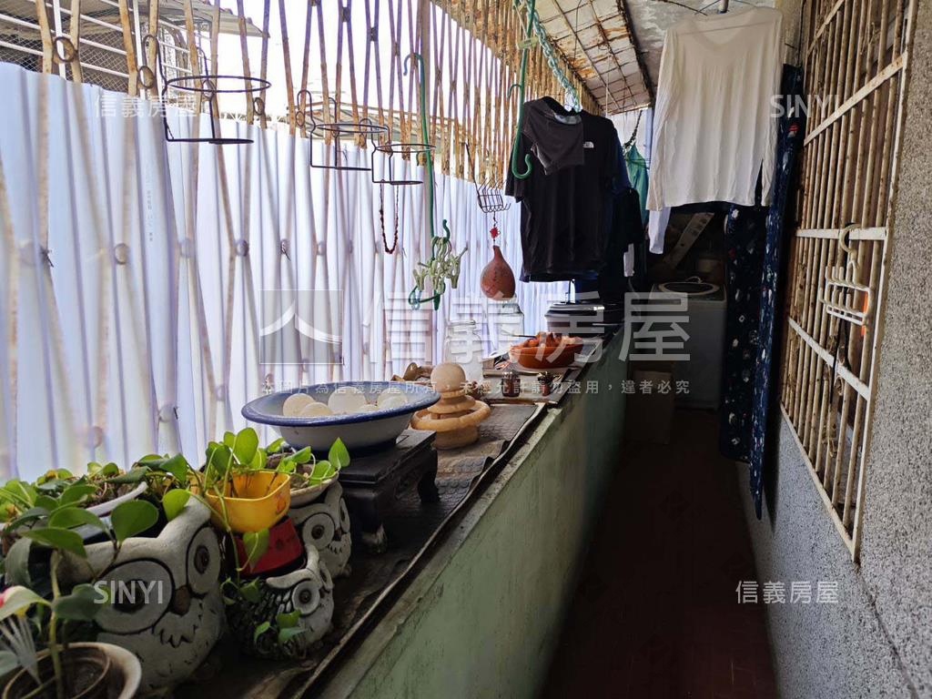 忠順邊間方正使用大公寓房屋室內格局與周邊環境