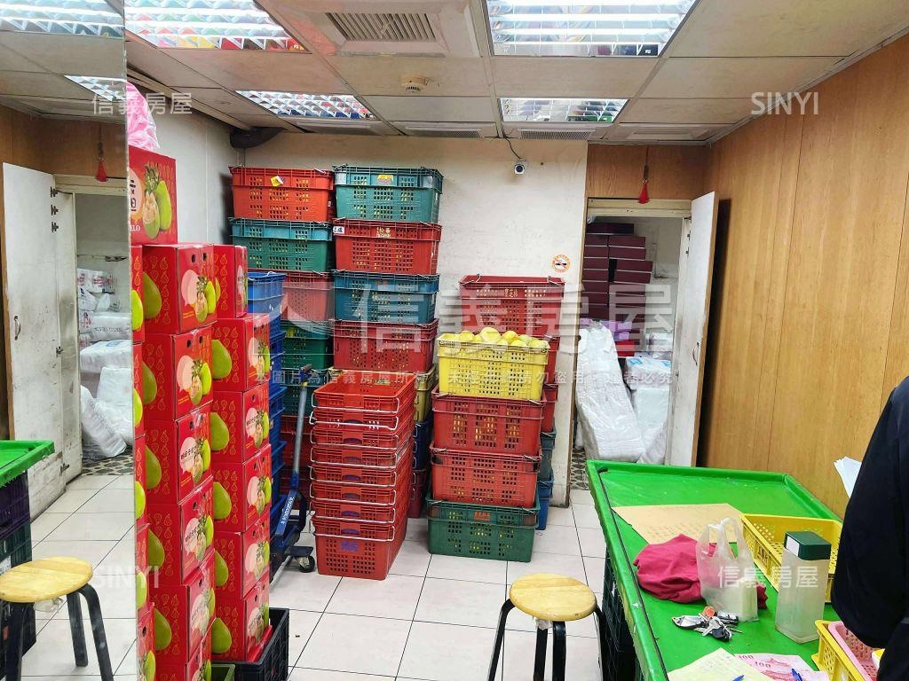 正延吉街發財三角窗店面房屋室內格局與周邊環境