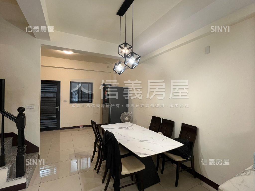 嘉富路獨棟別墅房屋室內格局與周邊環境
