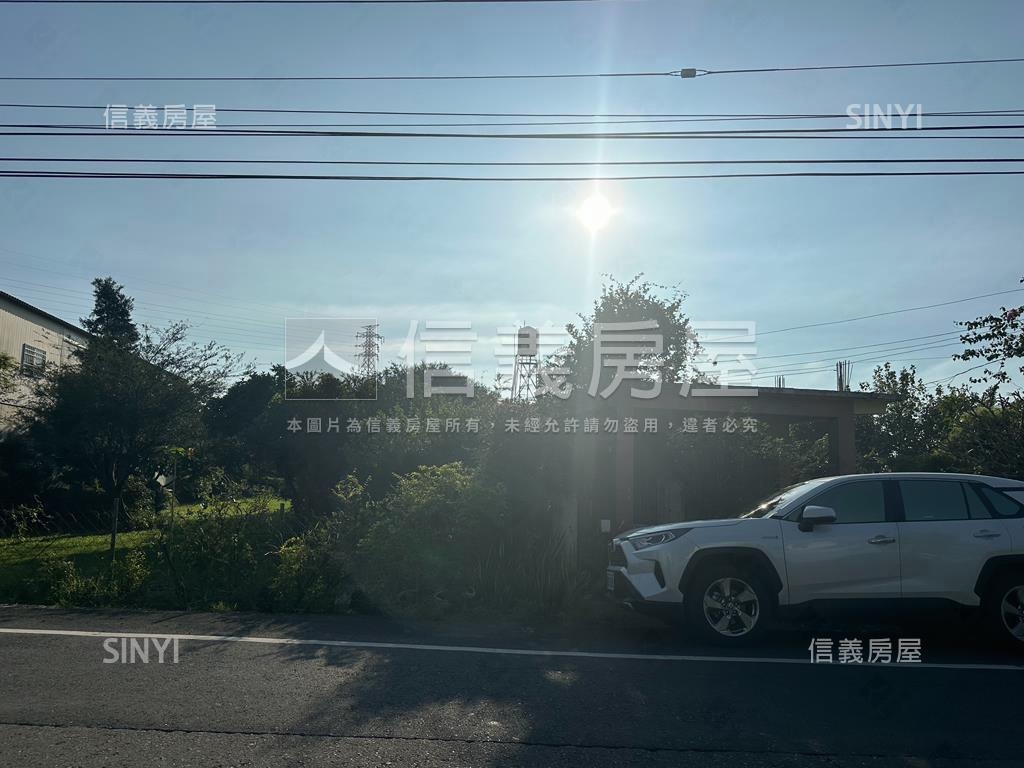 美濃雙面臨路漂亮農舍地房屋室內格局與周邊環境