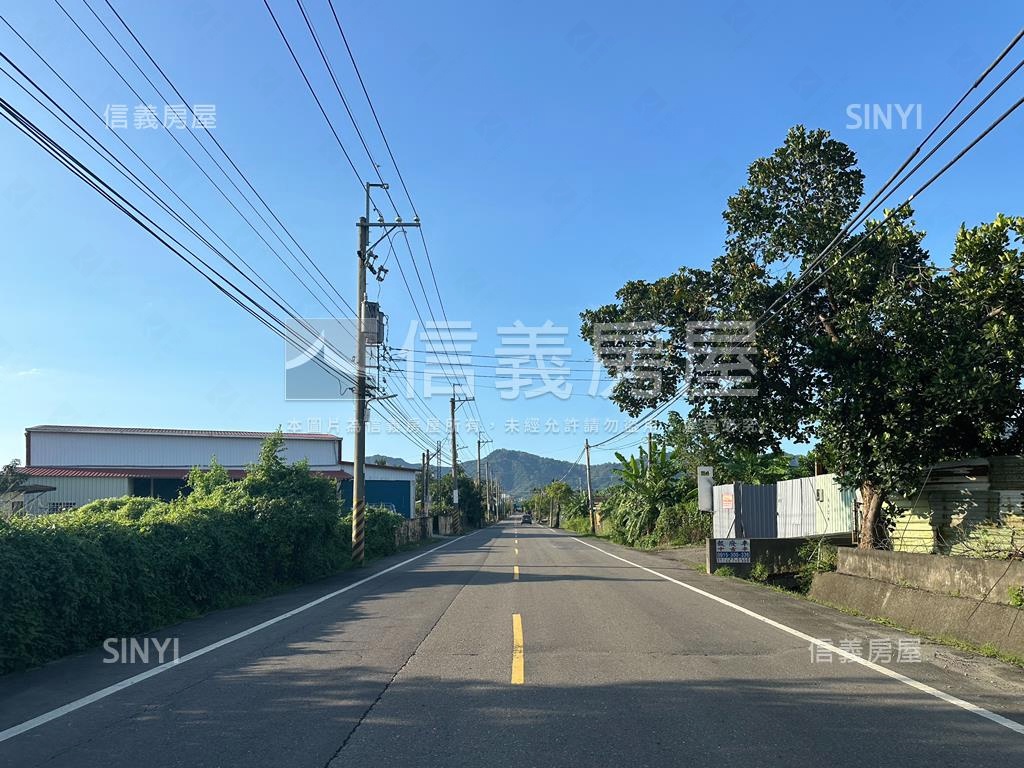 美濃雙面臨路漂亮農舍地房屋室內格局與周邊環境