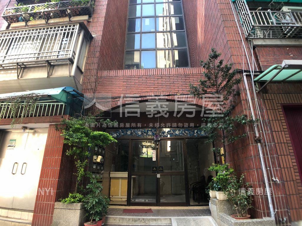 紀念堂仁愛林蔭美廈房屋室內格局與周邊環境