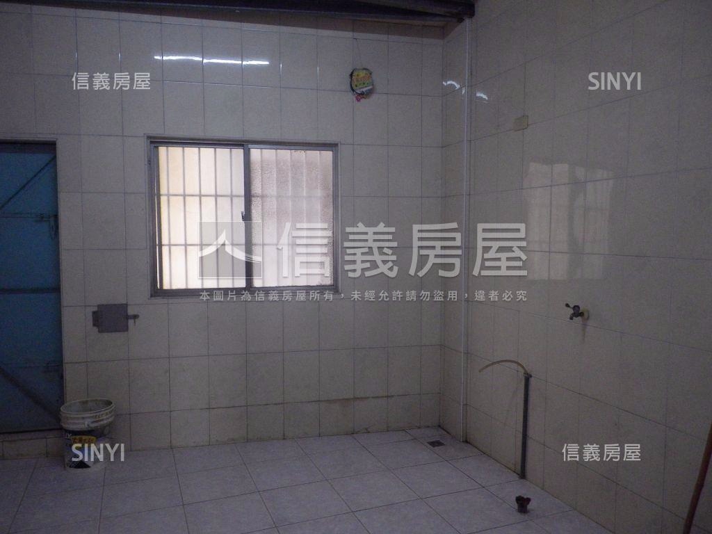 仁武澄合街上大地坪透天房屋室內格局與周邊環境
