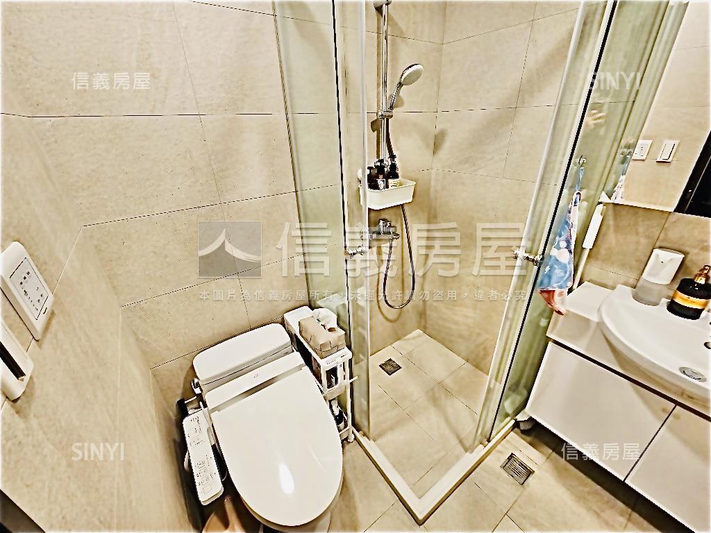 ⭐日健居電梯邊間小資兩房房屋室內格局與周邊環境