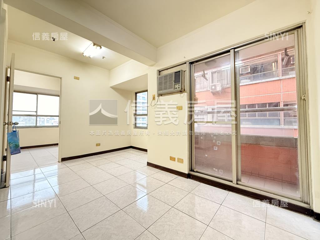 捷運宅！高樓邊間視野讚！房屋室內格局與周邊環境