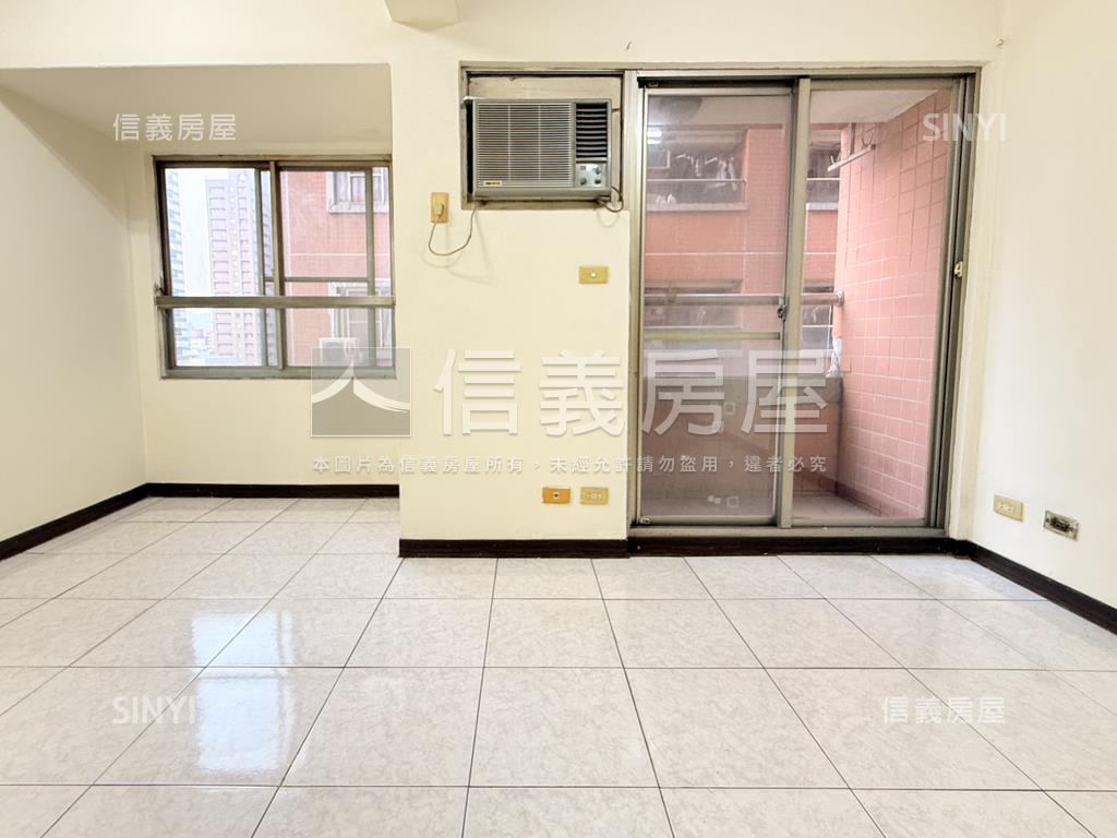 捷運宅！高樓邊間視野讚！房屋室內格局與周邊環境