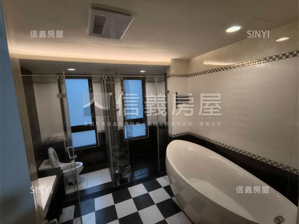 傳世三希典藏豪邸房屋室內格局與周邊環境