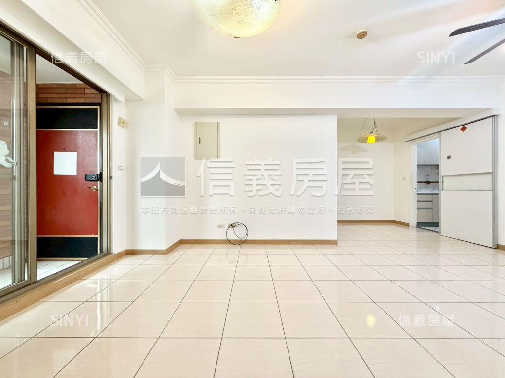 鉅虹臻品！大四房平車房屋室內格局與周邊環境