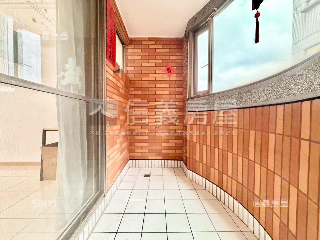 鉅虹臻品！大四房平車房屋室內格局與周邊環境