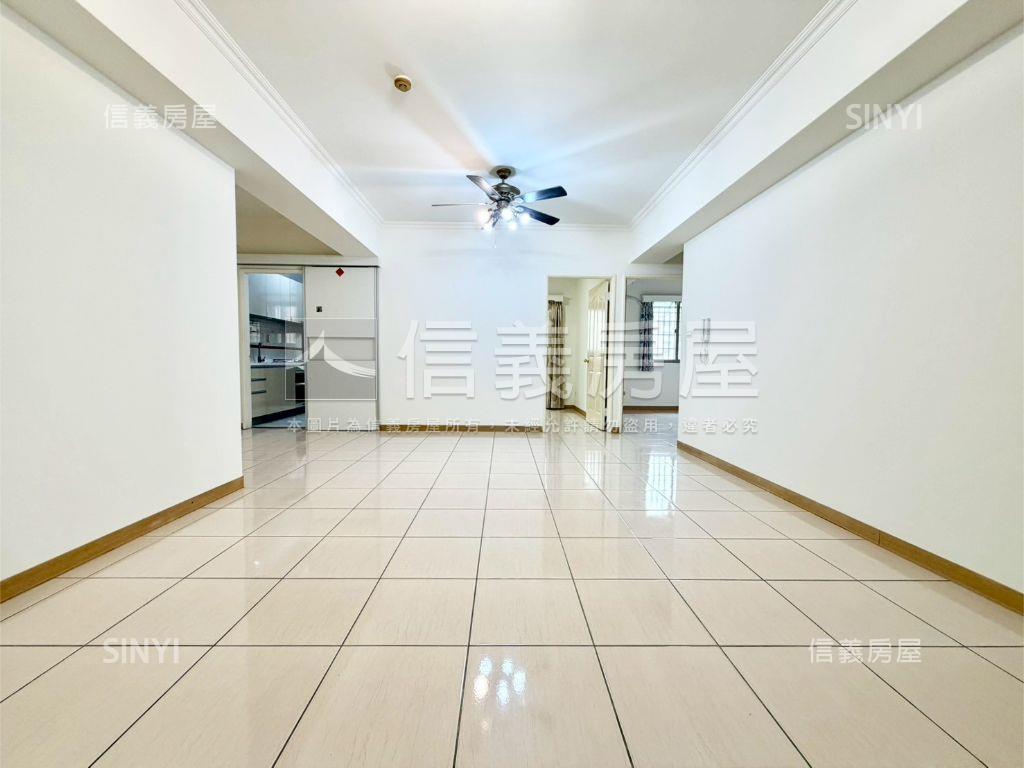 鉅虹臻品！大四房平車房屋室內格局與周邊環境