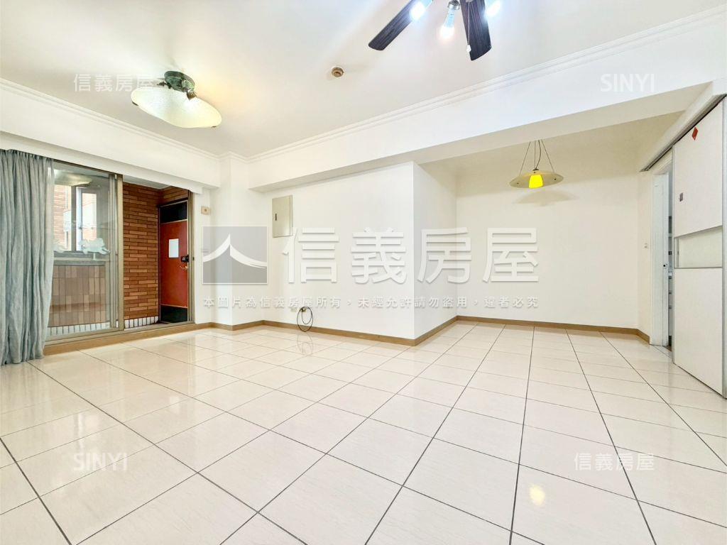 鉅虹臻品！大四房平車房屋室內格局與周邊環境