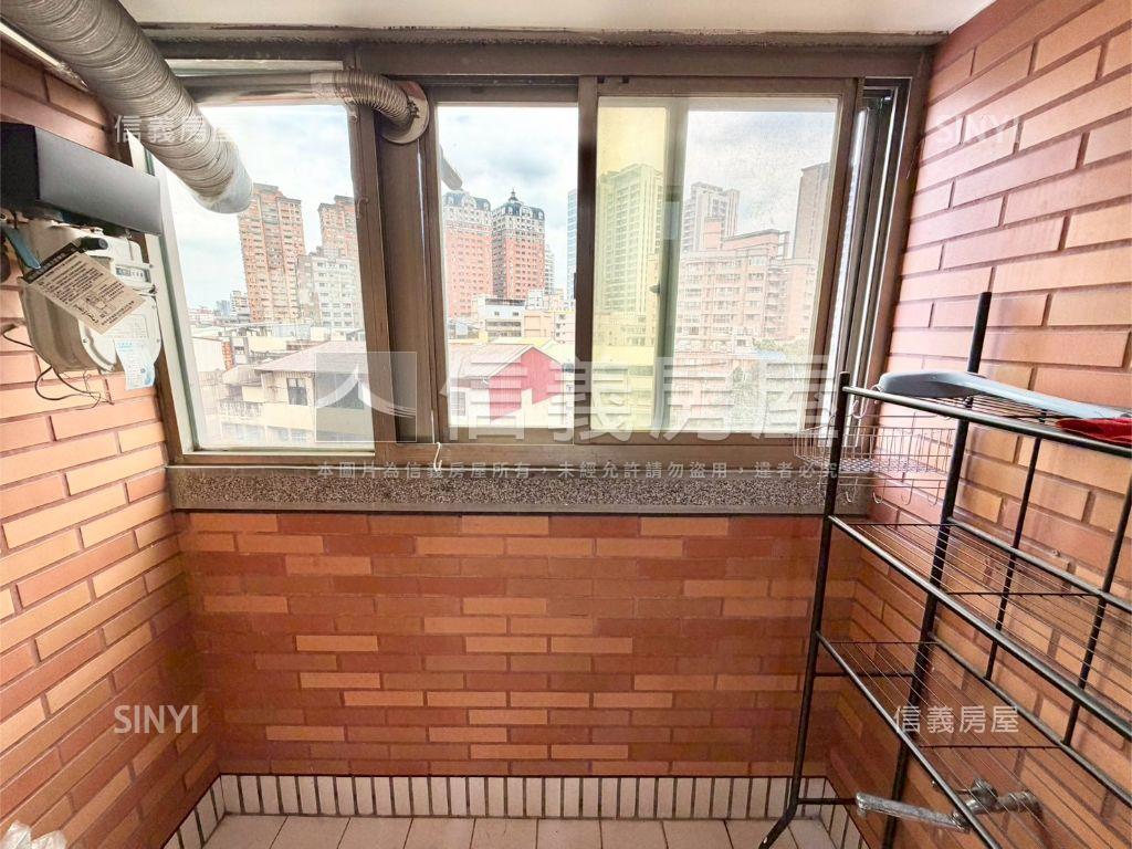 鉅虹臻品！大四房平車房屋室內格局與周邊環境