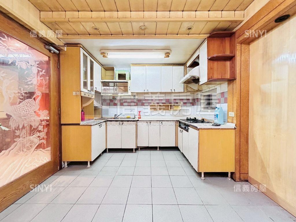 離塵不離城美透天房屋室內格局與周邊環境