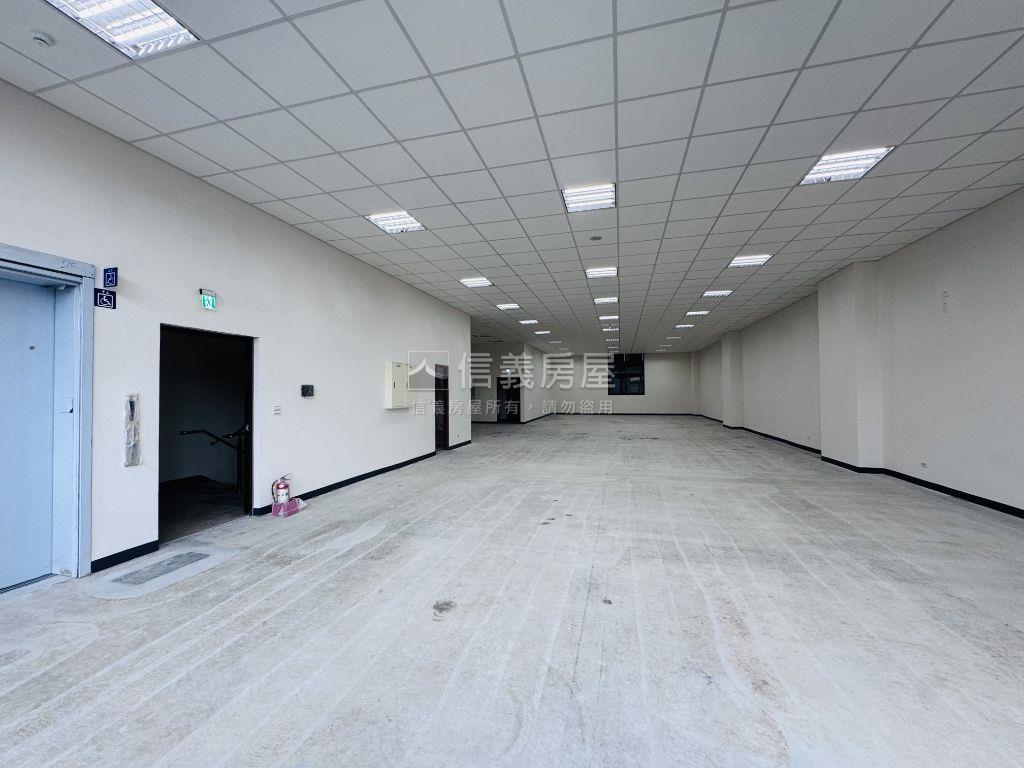 龍俊電梯透天廠辦Ｂ２房屋室內格局與周邊環境