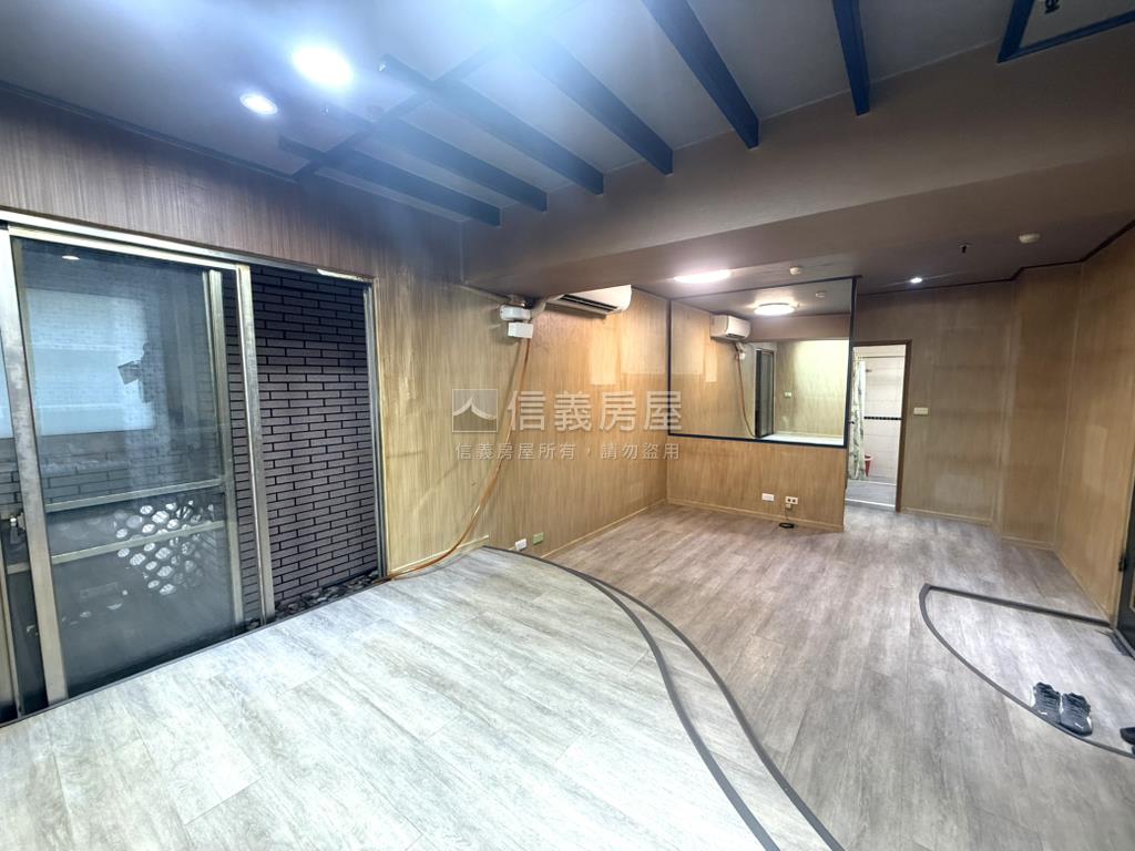 天闕｜近成大南紡美宅房屋室內格局與周邊環境