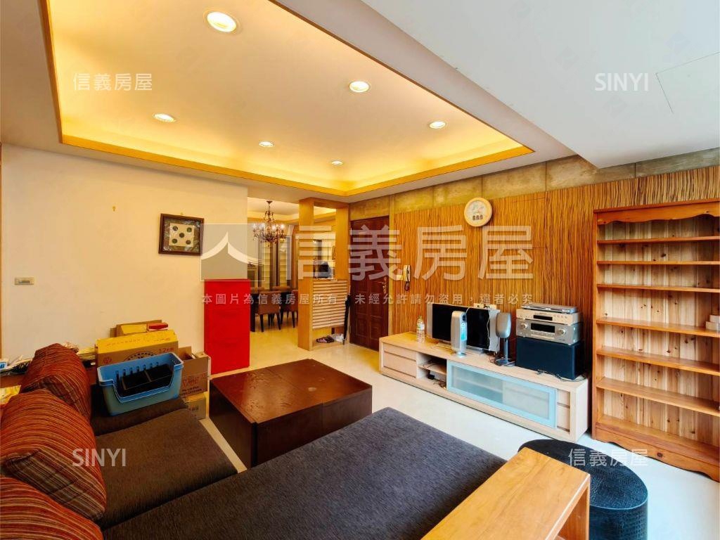 【ＶＲ】綠意景觀邊間三樓房屋室內格局與周邊環境