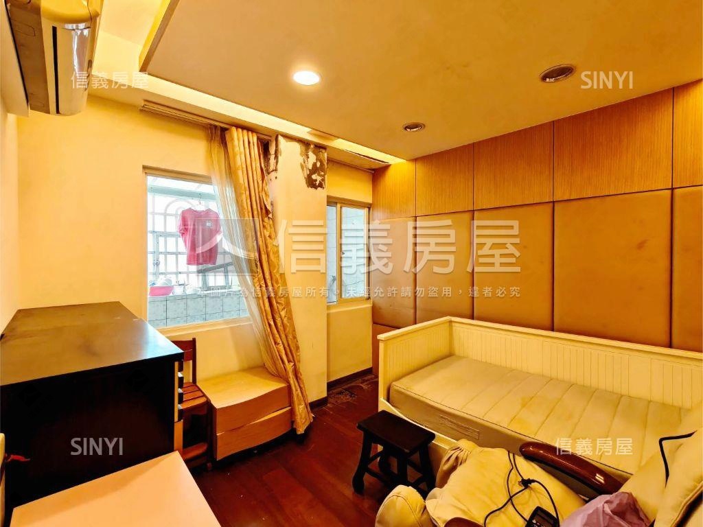 【ＶＲ】綠意景觀邊間三樓房屋室內格局與周邊環境