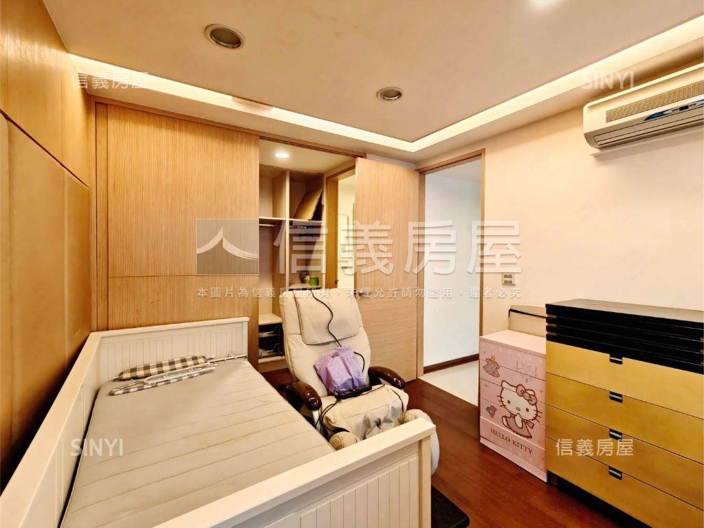 【ＶＲ】綠意景觀邊間三樓房屋室內格局與周邊環境